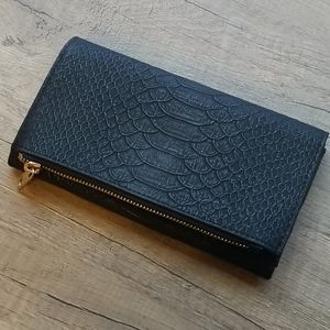 EUC A New Day Wallet